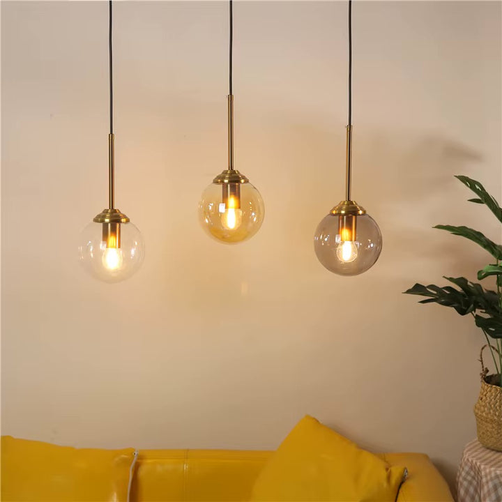 Nowoczesna Lampa Wisząca z Szklaną Kulą