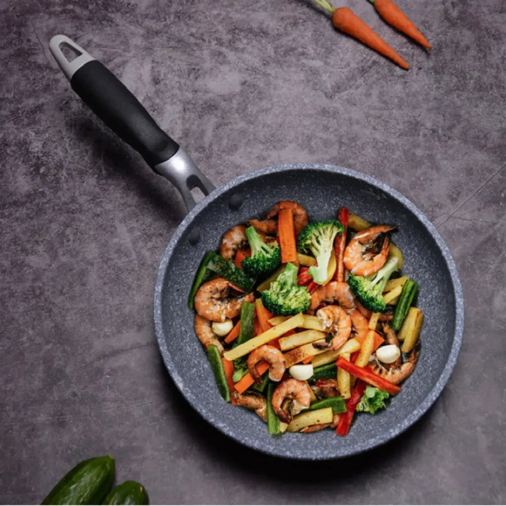 Patelnia wok do smażenia i gotowania