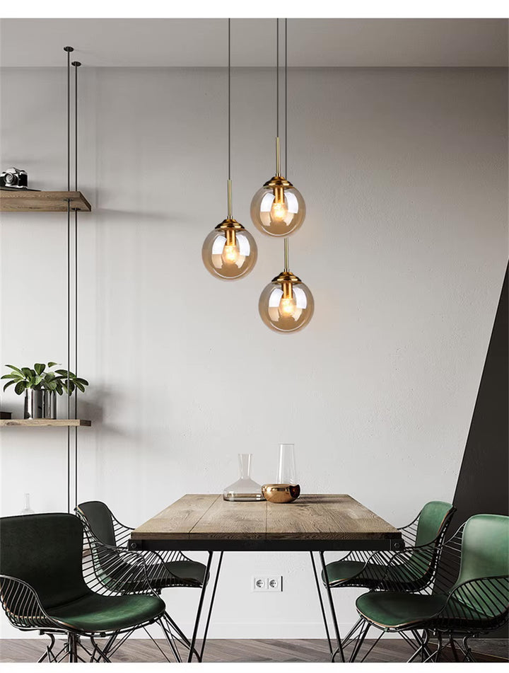 Nowoczesna Lampa Wisząca z Szklaną Kulą
